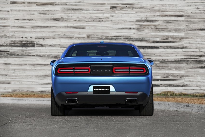 2015 Dodge Challenger makes debut in New York 244578