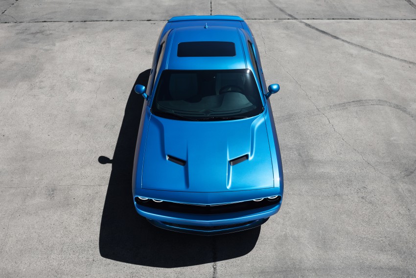 2015 Dodge Challenger makes debut in New York 244579