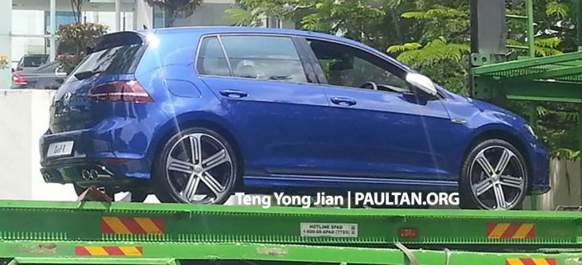 Volkswagen Golf R Mk7 spotted on trailer in Malaysia 244467