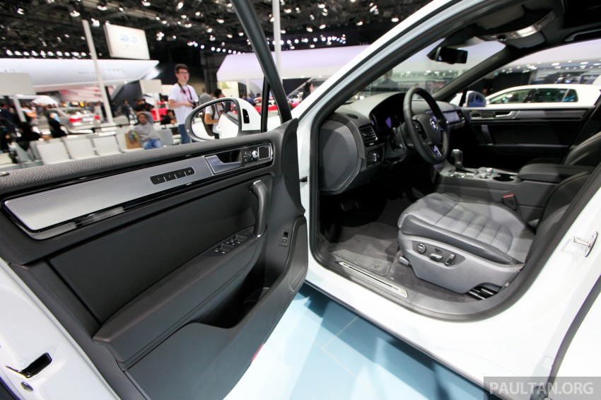 Volkswagen Touareg: second-gen facelift for Beijing 243807