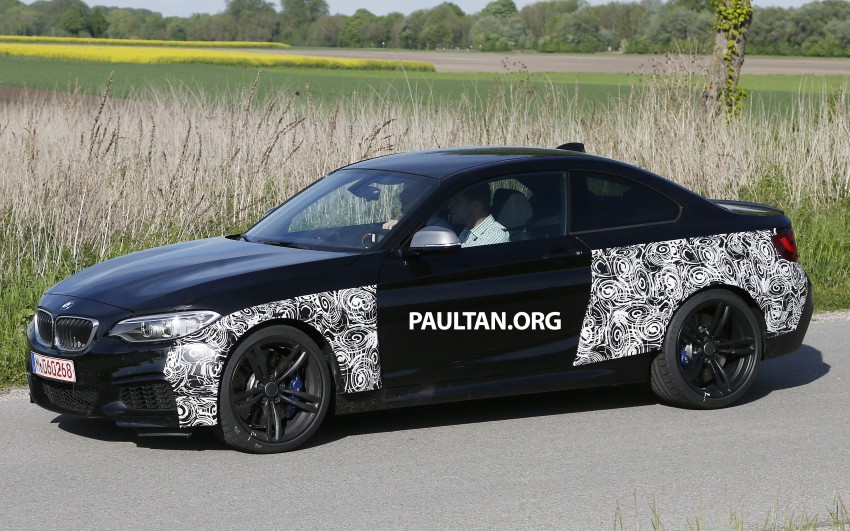SPYSHOTS: BMW M2 Coupe is broad at the hips 246800