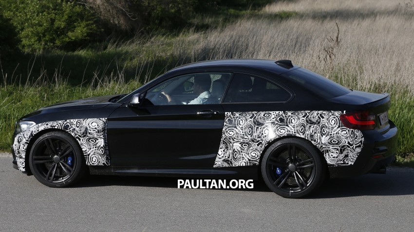 SPYSHOTS: BMW M2 Coupe is broad at the hips 246802