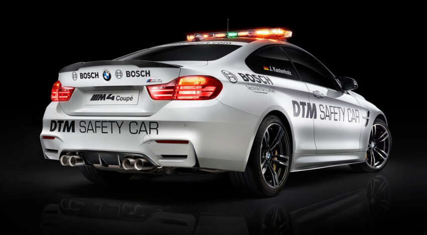 BMW M4 Coupe DTM Safety Car joins the race cars 245873