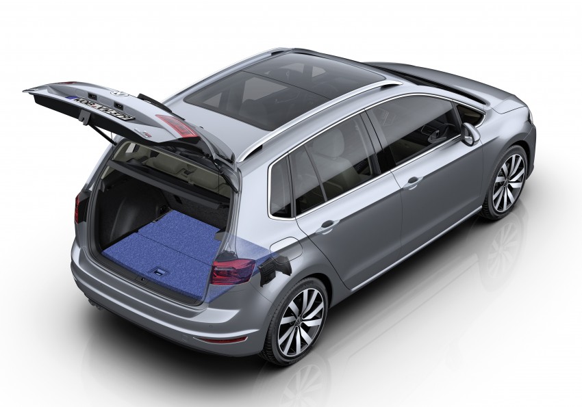 Volkswagen Golf Sportsvan – production car unveiled 246181