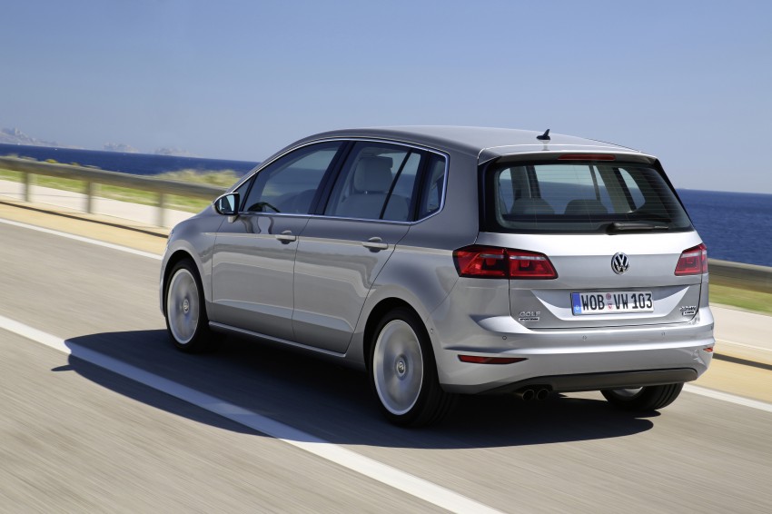 Volkswagen Golf Sportsvan – production car unveiled 246147