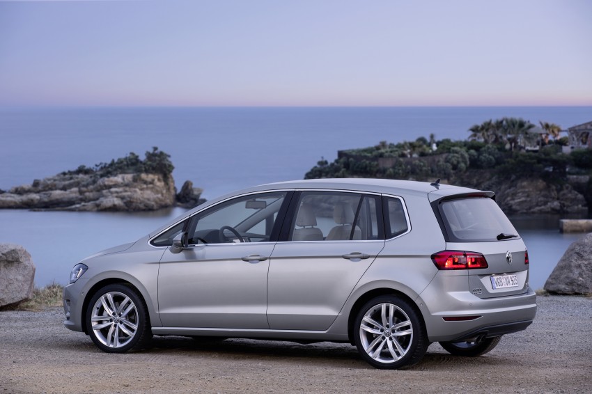 Volkswagen Golf Sportsvan – production car unveiled 246173