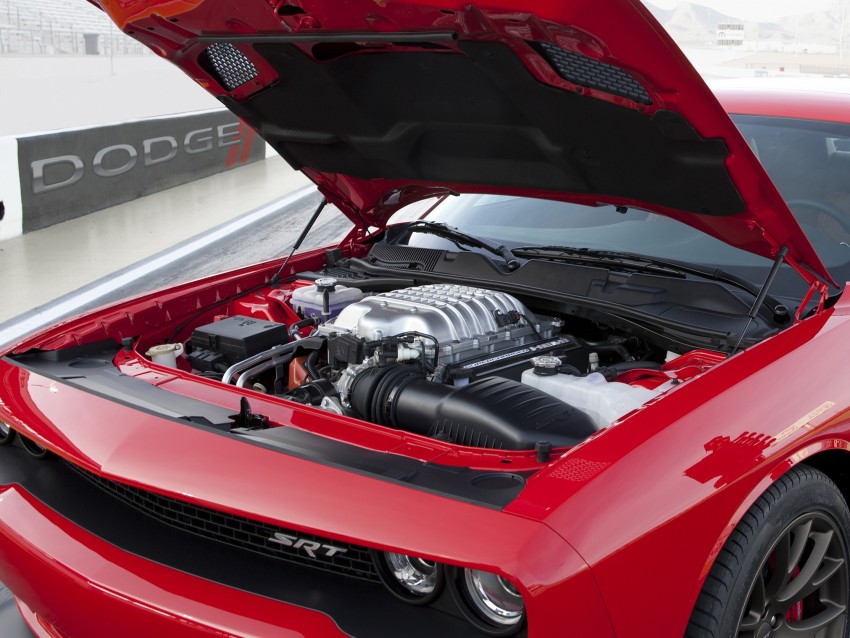 Dodge Challenger SRT – new 6.2 V8 mill with 707 hp 248568