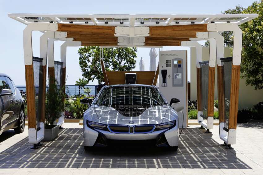 BMW’s DesignWorksUSA solar carport concept – using the power of the sun to charge BMW i vehicles 246664