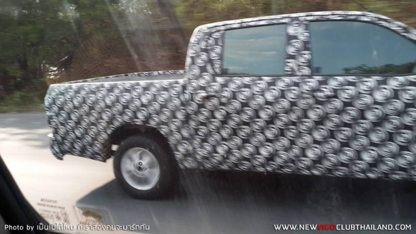 2015 Toyota Hilux sighted testing in Thailand! 252462