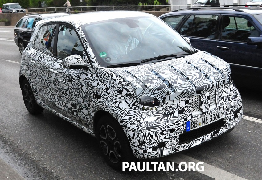 SPYSHOTS: smart forfour – next-gen reveals interior 254201