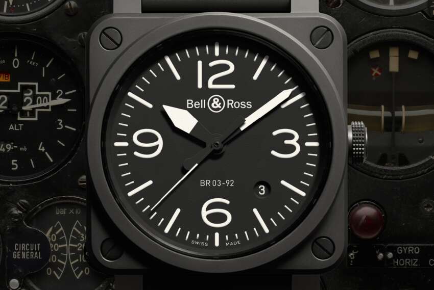 Bell & Ross BR 03 Ceramic – new material for the icon 254350