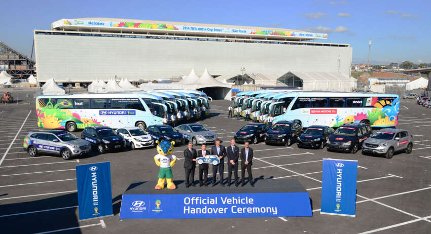Hyundai hands over 1,000 vehicles for World Cup use 251736