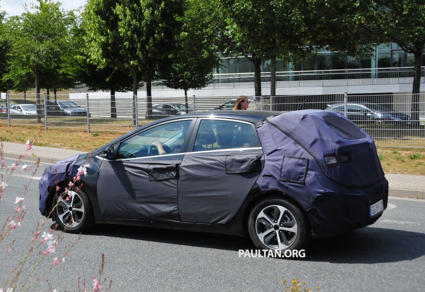 SPYSHOTS: Hyundai preparing i30 hatchback update in face of tougher C-segment competition 256873