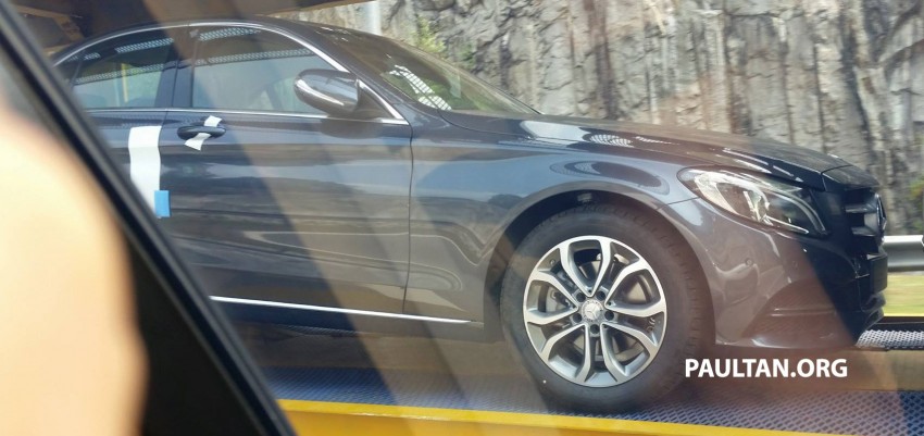 SPYSHOTS: Mercedes-Benz C-Class W205 sighted on a trailer in Malaysia – is this a first batch of CBU cars? 260386
