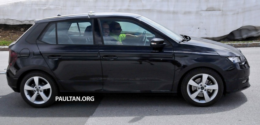 SPIED: Next Skoda Fabia caught almost undisguised 256894