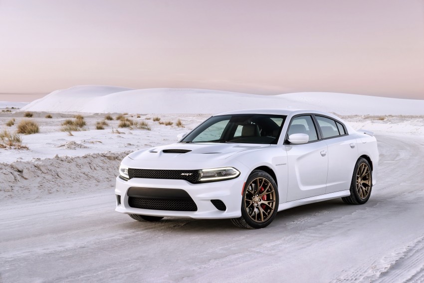 Dodge Charger SRT Hellcat – 707 hp V8 muscle saloon 263797