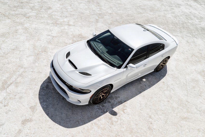 Dodge Charger SRT Hellcat – 707 hp V8 muscle saloon 263809
