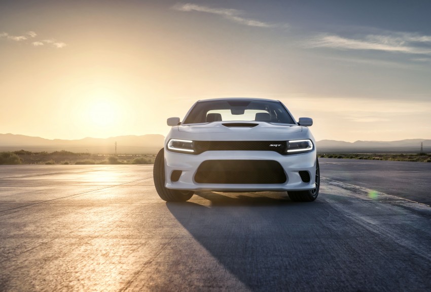 Dodge Charger SRT Hellcat – 707 hp V8 muscle saloon 263834