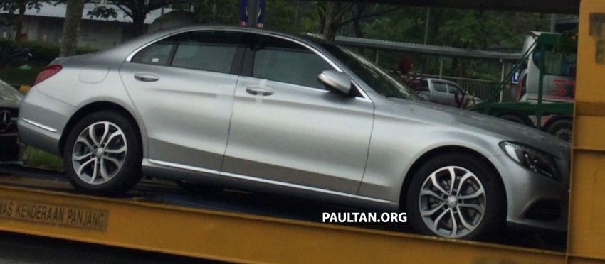 SPYSHOTS: W205 Mercedes-Benz C-Class seen on trailer – both sport and louvred grille for Malaysia 271255