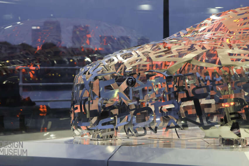 Jaguar XE ‘word cloud’ sculpture in London 269524