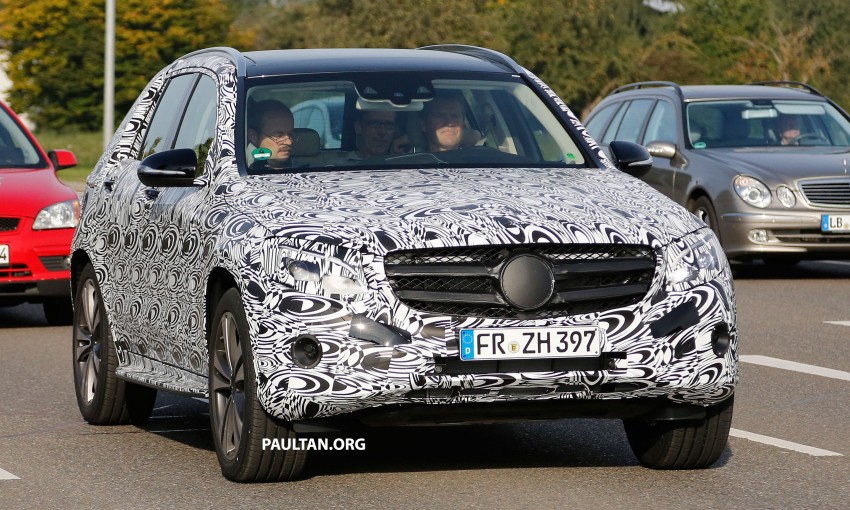 SPYSHOTS: Mercedes-Benz GLK prototype now wearing production headlamps and tail lamps 281928