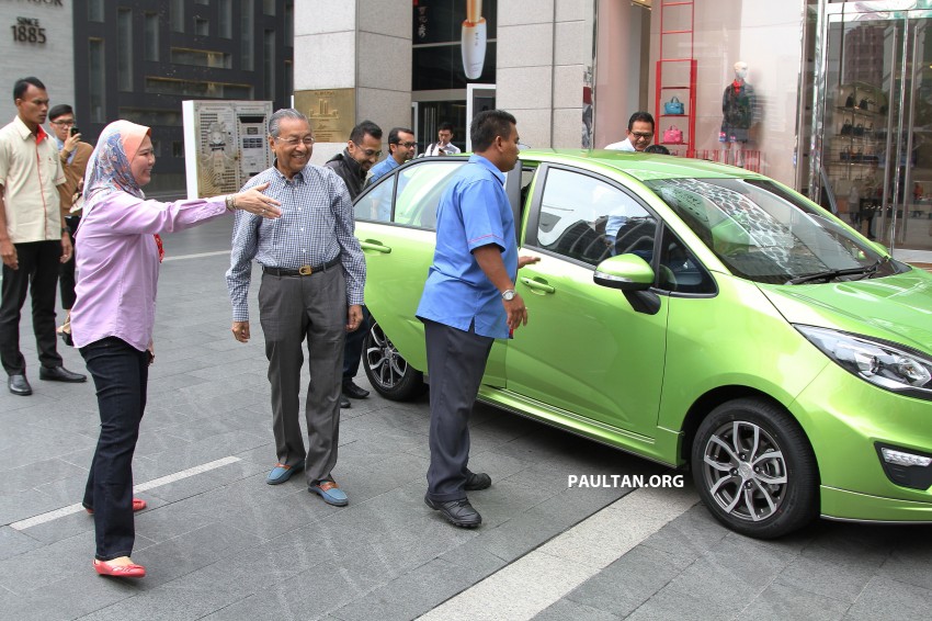 Proton PCC undisguised – driven by Tun Mahathir 271584