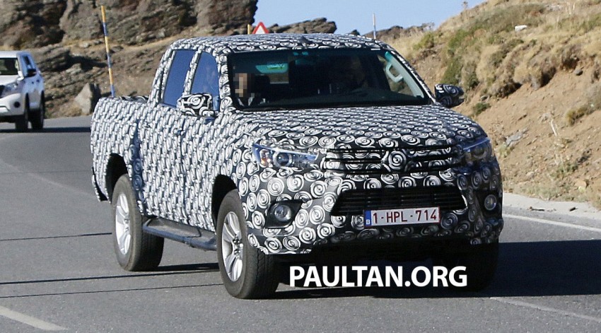 2015 Toyota Hilux spotted in Europe – clearer shots! 274219