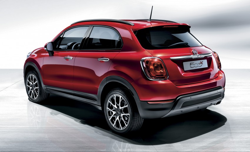 Fiat 500X mini crossover officially unveiled in Paris 277800