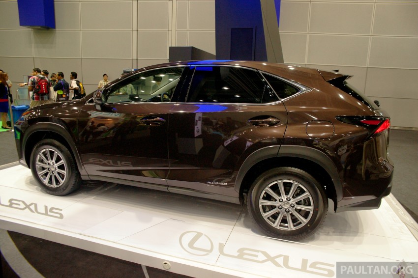 Lexus NX 300h on display at IGEM 2014 in KLCC 280997