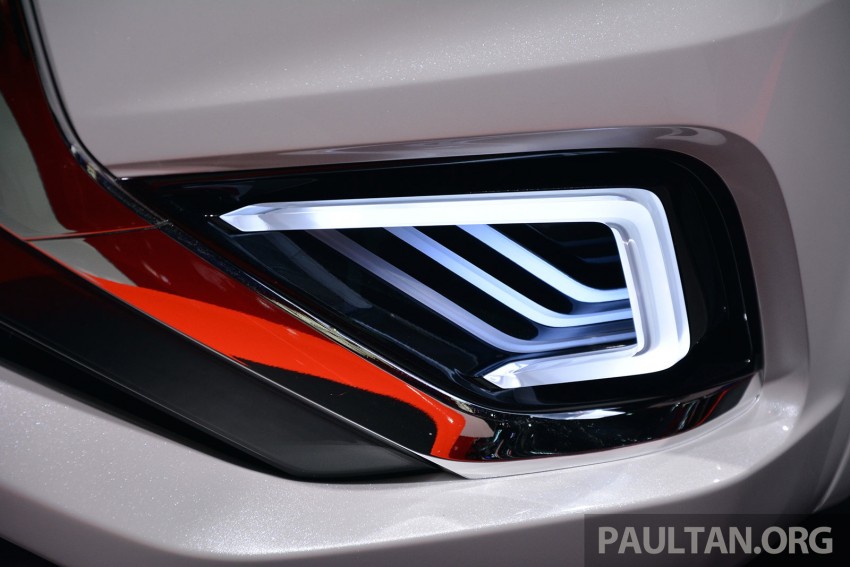 Paris 2014: Mitsubishi Outlander PHEV Concept-S 279957