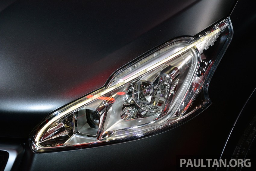 Paris 2014: Peugeot 208 GTi 30th Anniversary Edition 279921