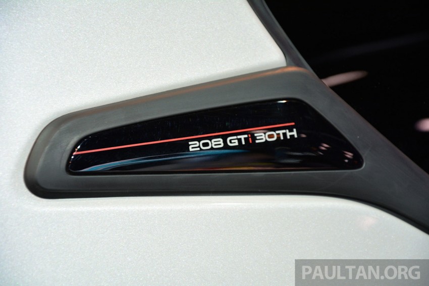 Paris 2014: Peugeot 208 GTi 30th Anniversary Edition 279925