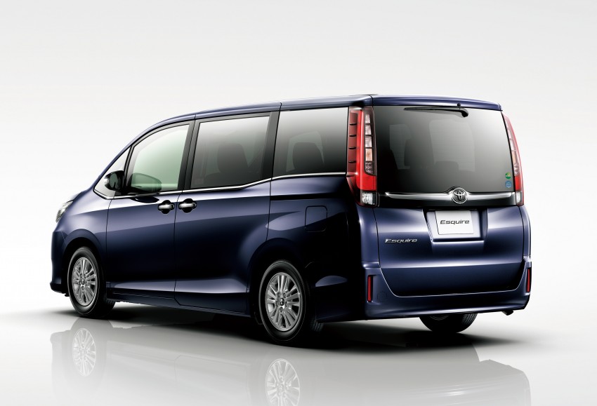 Toyota Esquire MPV launched in Japan, sister of Noah 283721