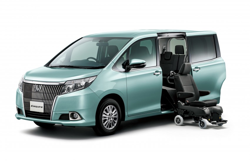 Toyota Esquire MPV launched in Japan, sister of Noah 283700