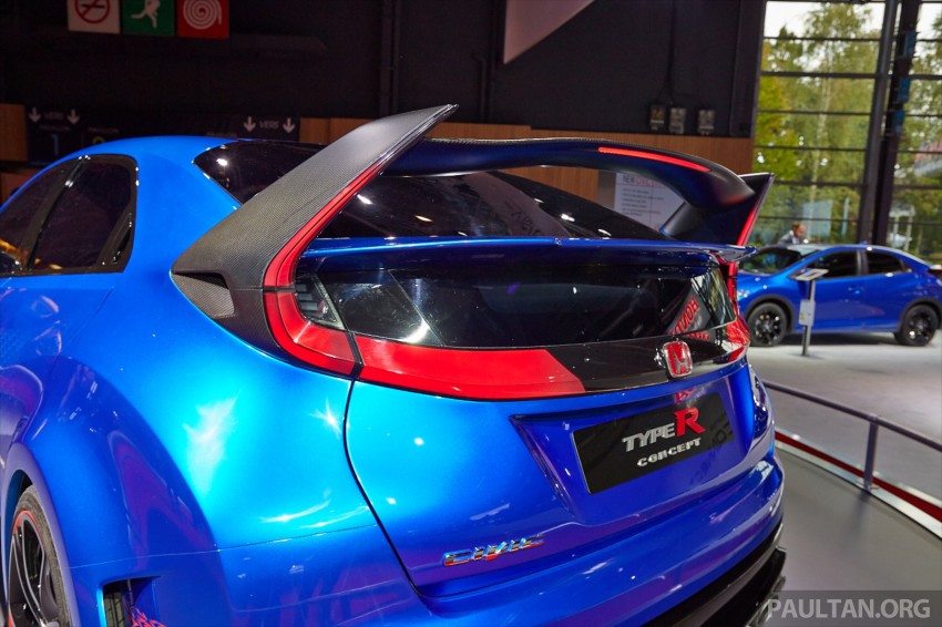 Honda Civic Type R Concept live on the Paris stand! 277455