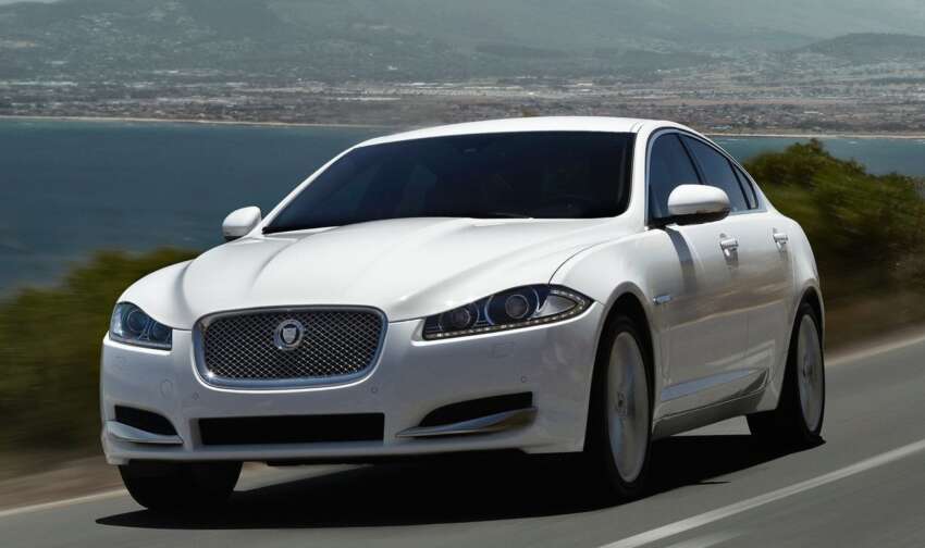 AD: Drive home a demonstrator Jaguar or Land Rover model with Jaguar Land Rover’s Ex-Demo Campaign! 284453