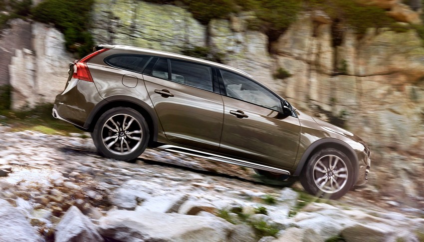 Volvo V60 Cross Country: new rugged wagon revealed 285483