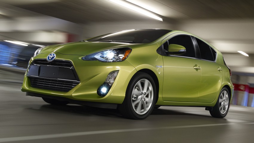 2015 Toyota Prius c facelift – upgraded inside and out 289676