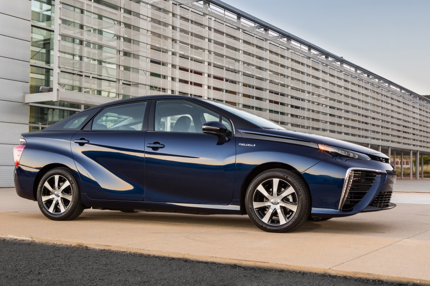 Toyota Mirai fuel cell vehicle officially revealed; touts a range of 483 km, available in second quarter of 2015 288829