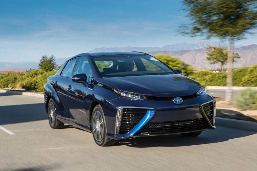 Toyota Mirai fuel cell vehicle officially revealed; touts a range of 483 km, available in second quarter of 2015 Image #288816