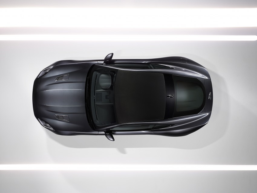 Jaguar F-Type gets manual option, 542 hp R cabrio 292026