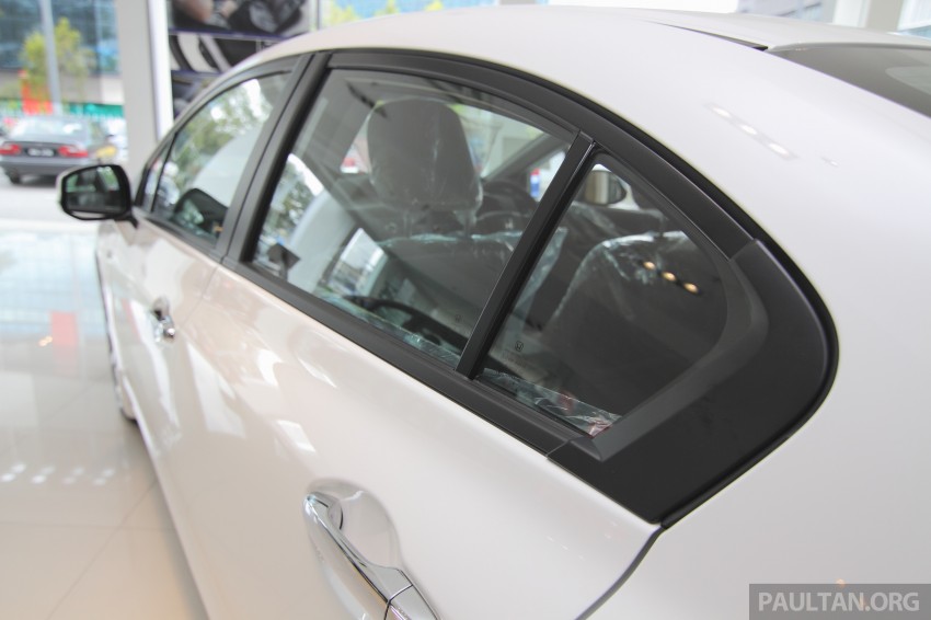 GALLERY: 2014 Honda Civic 1.8S facelift in showroom 288290