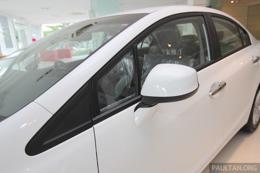 GALLERY: 2014 Honda Civic 1.8S facelift in showroom 288291