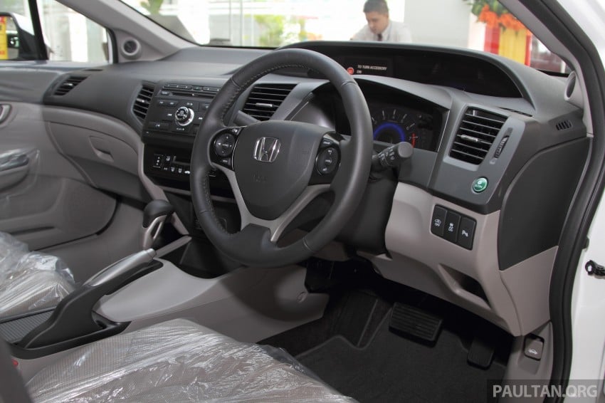 GALLERY: 2014 Honda Civic 1.8S facelift in showroom 288293