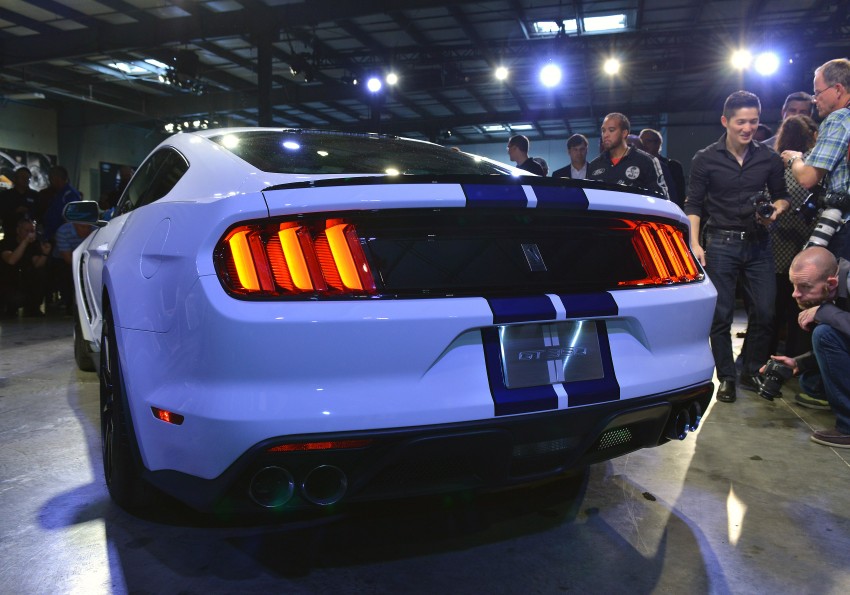 2016 Ford Mustang Shelby GT350 – flat-plane V8 pony 288997