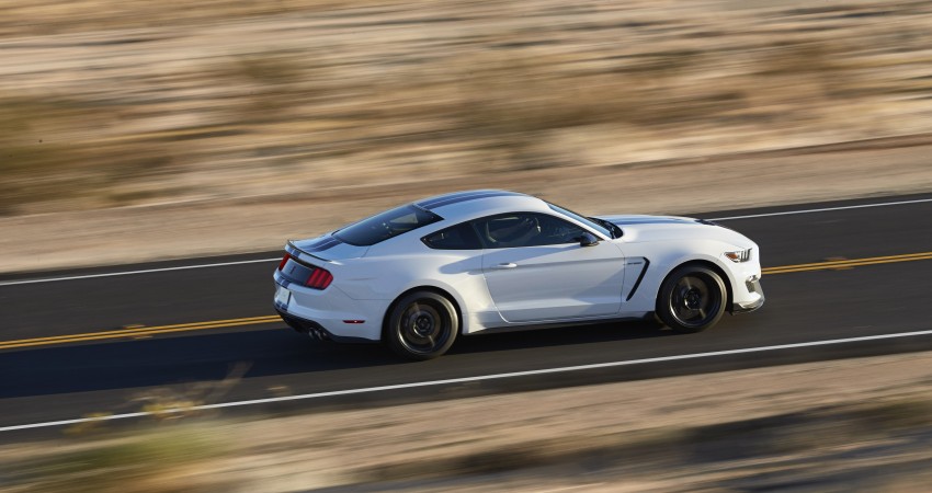 2016 Ford Mustang Shelby GT350 – flat-plane V8 pony 289026