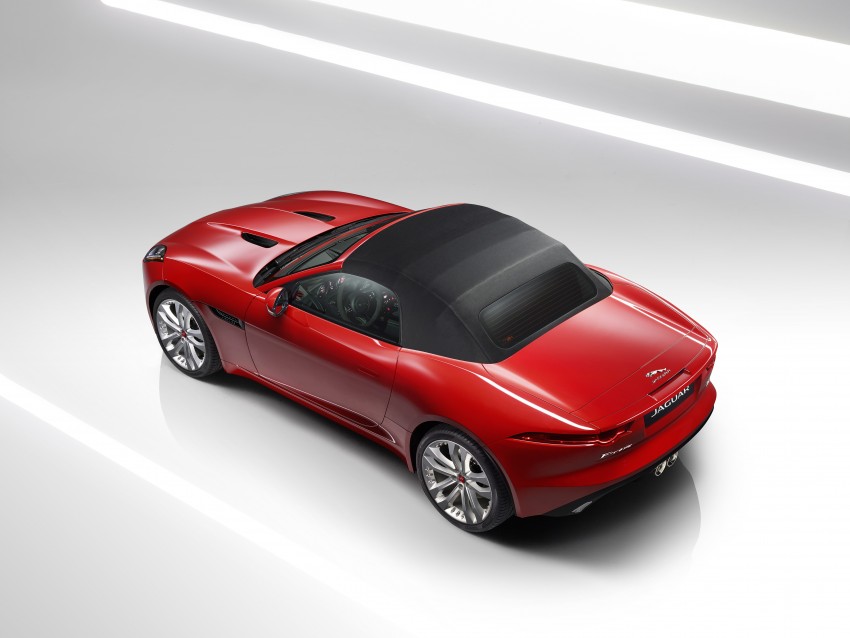 Jaguar F-Type gets manual option, 542 hp R cabrio 292065