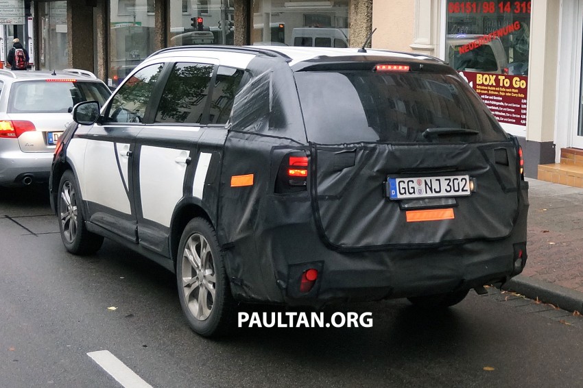 SPYSHOTS: Mitsubishi Outlander facelift spotted 284832