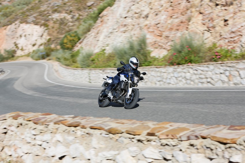 BMW F 800 R gets updated for year 2015; includes power hike, revised styling and ABS as standard 286729