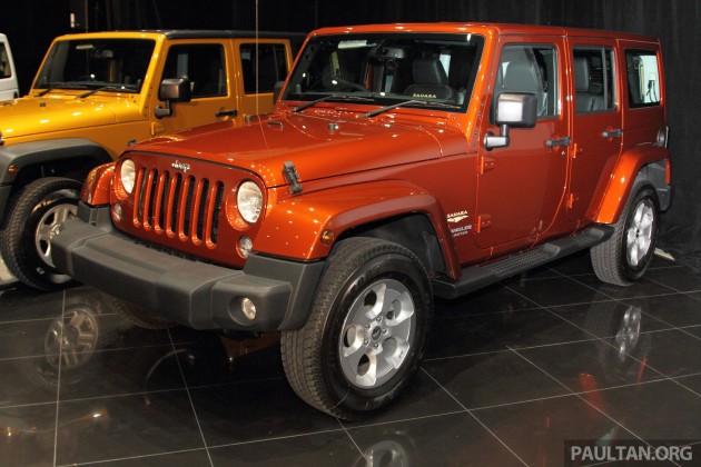 WranglerUnlimitedSahara_Ext_02